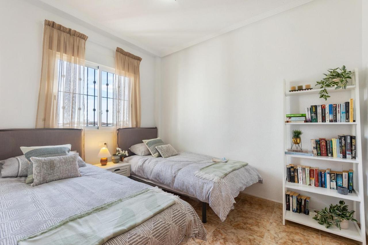 Cb Living - Homely Apartment Cinuelica, Punta Prima Dehesa de Campoamor  Eksteriør bilde