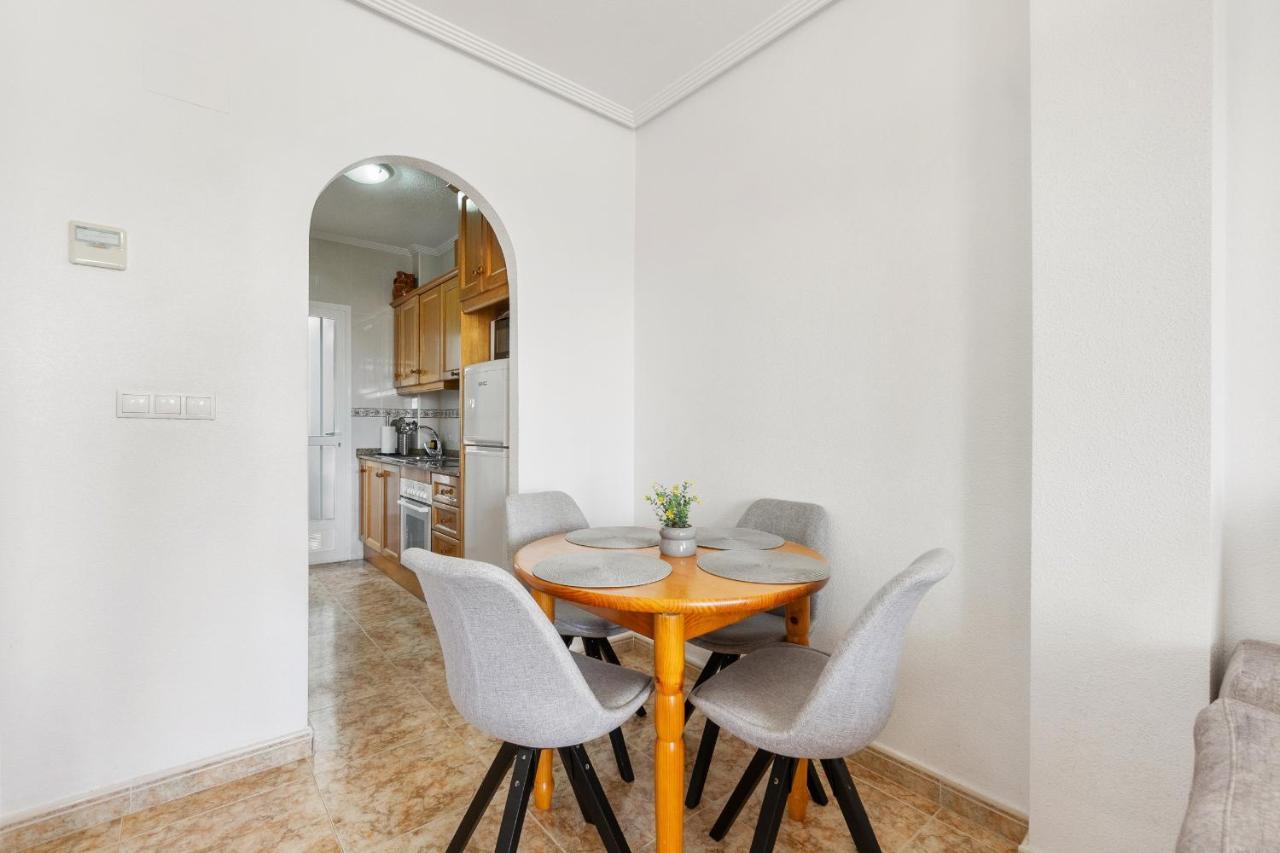 Cb Living - Homely Apartment Cinuelica, Punta Prima Dehesa de Campoamor  Eksteriør bilde