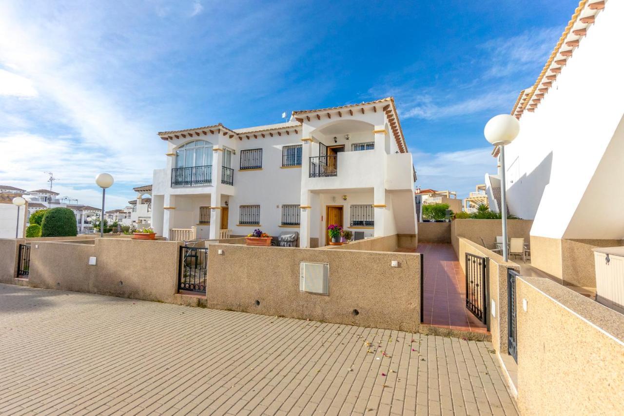 Cb Living - Homely Apartment Cinuelica, Punta Prima Dehesa de Campoamor  Eksteriør bilde